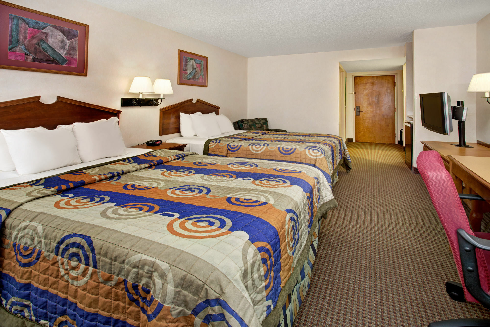 Days Inn & Suites By Wyndham Denver International Airport Exterior photo