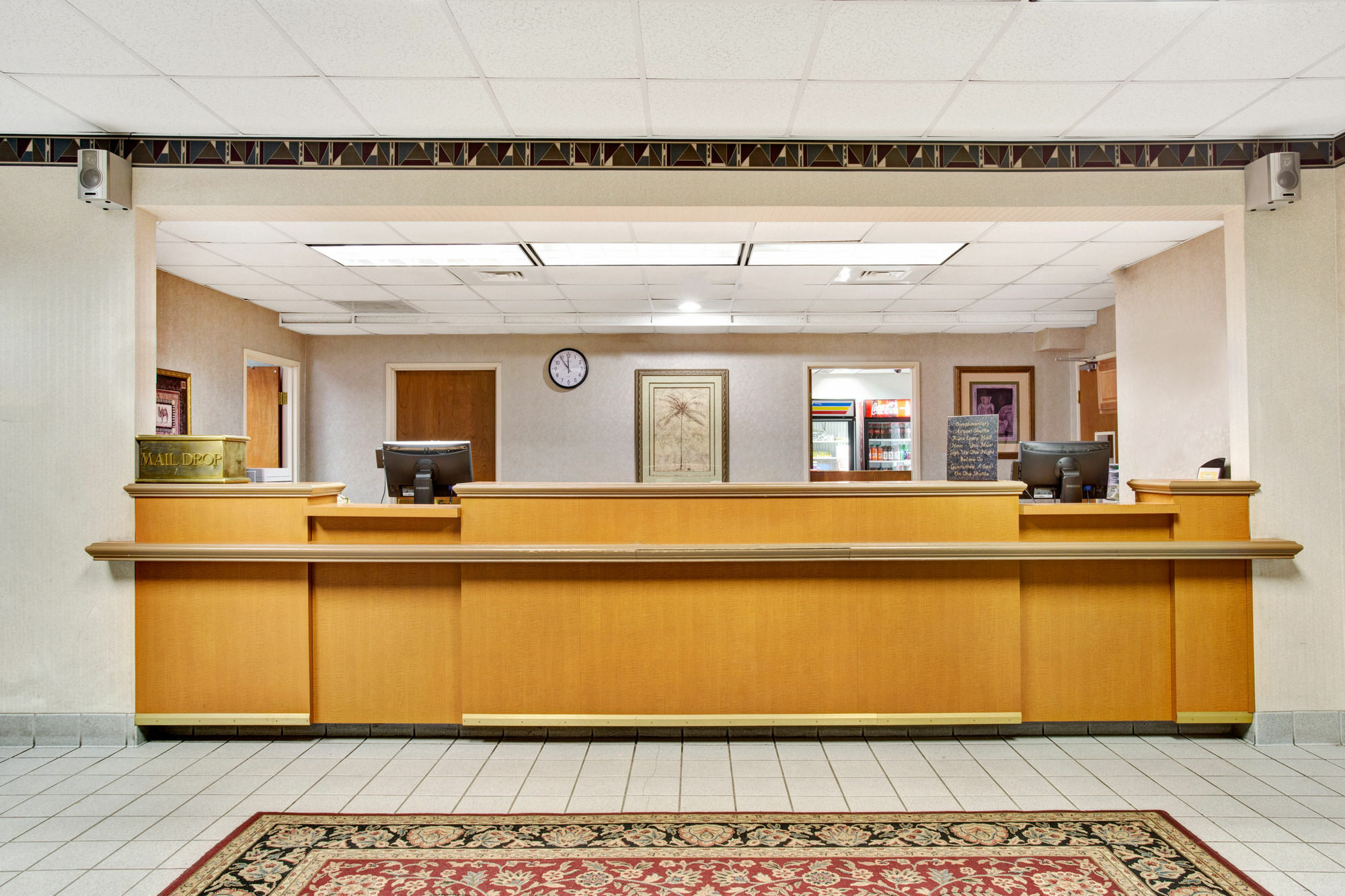 Days Inn & Suites By Wyndham Denver International Airport Exterior photo